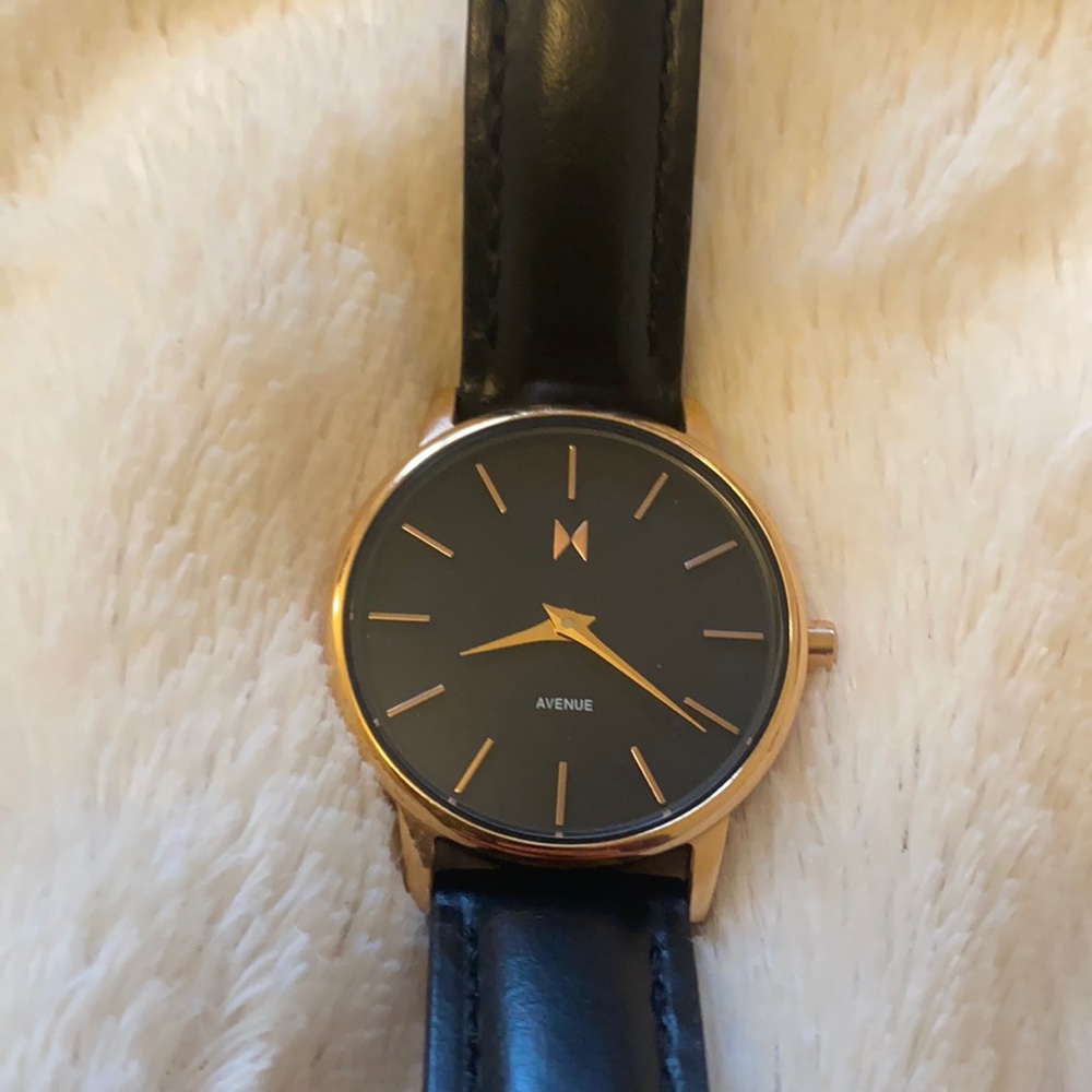 Mvmt Avenue Madison rose gold black leather watch